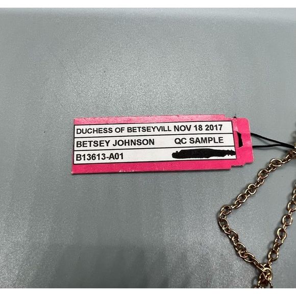 COPY - Vintage 2017 Betsey Johnson Skull Rhinestone Bracelet - Picture 2 of 3